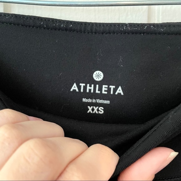 Athleta Black and White Eyelet Cropped Tights - Picture 4 of 7